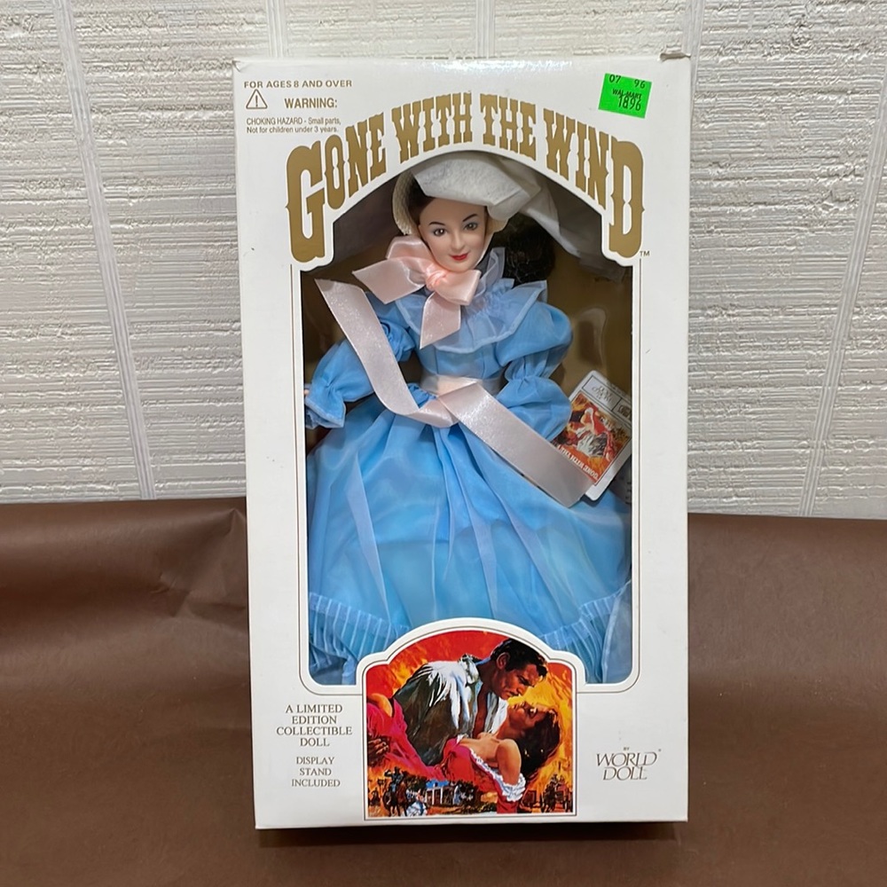 Melanie by World Doll